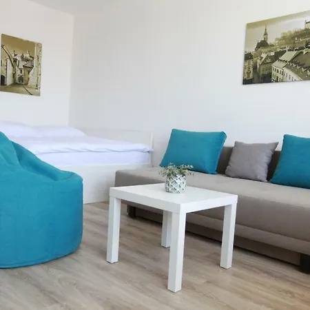 Center Place * Μπρατισλάβα