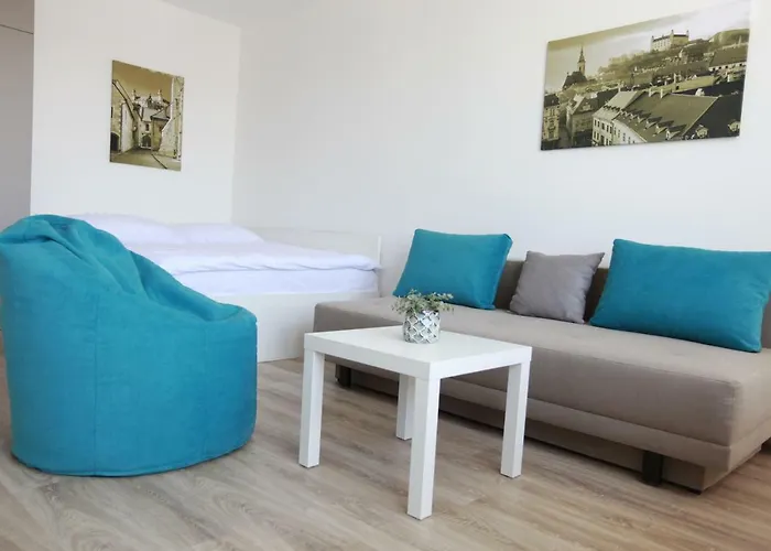 Center Place * Μπρατισλάβα