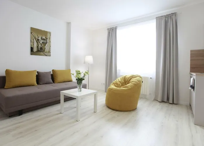 Center Place * Μπρατισλάβα