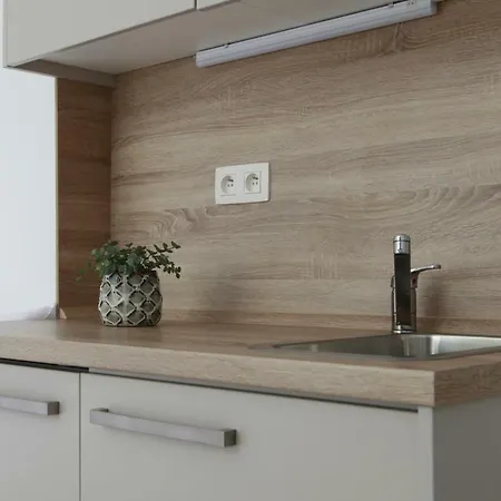 Center Place דירה