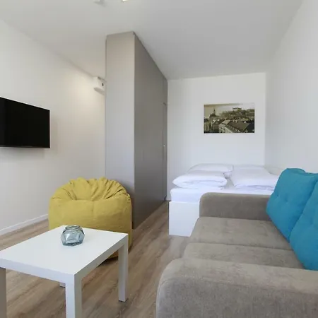 דירה Center Place *