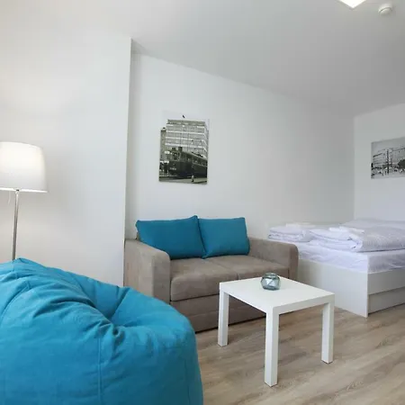 Center Place דירה *