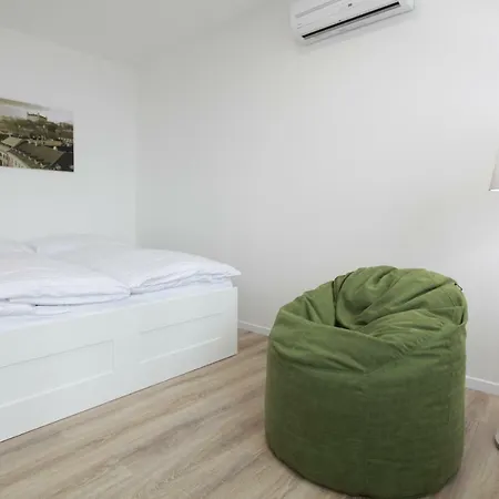 Center Place ברטיסלאבה