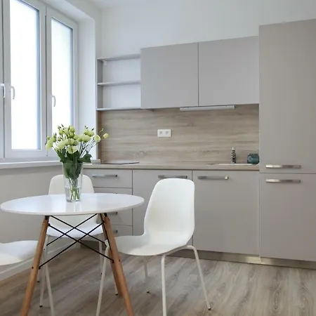 Center Place דירה